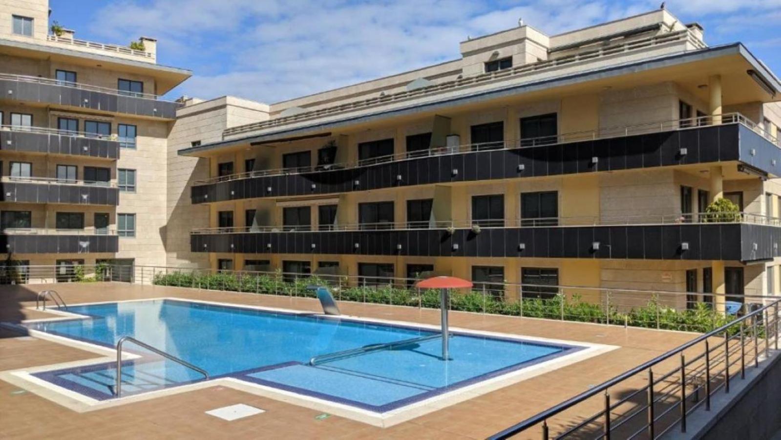 Apartamento En Urbanizacion Con Piscina En Playa De Silgar Санксенсо Екстериор снимка